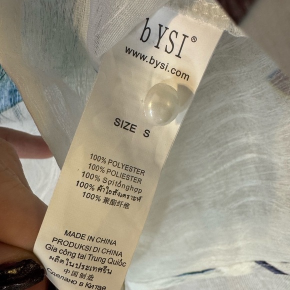 Bysi White Sheer Floral Blouse - Picture 11 of 15